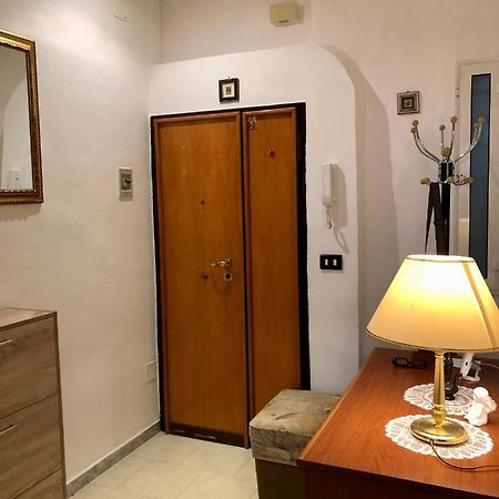 Valentino Apartment Бари Екстериор снимка